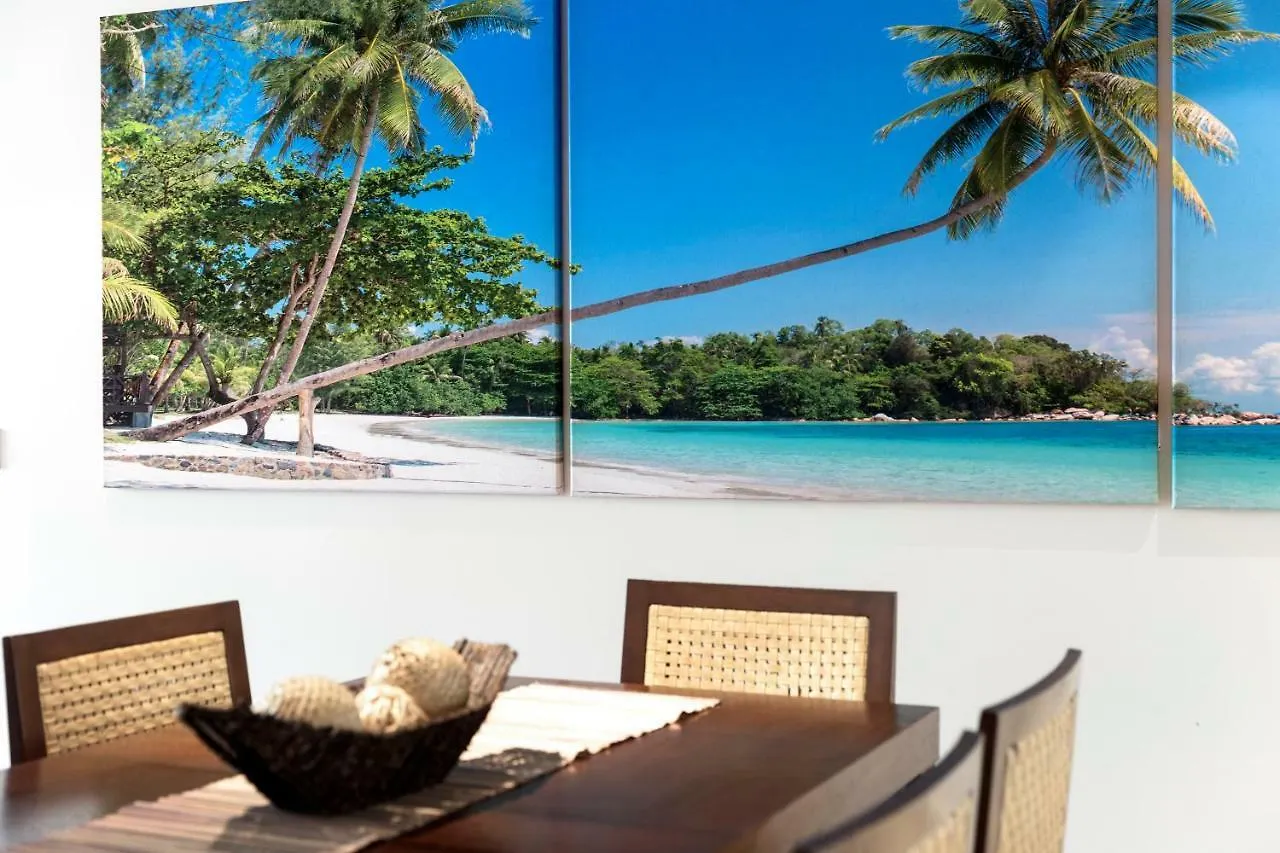 Temple 304 Modern Spacious Palm Cove Resort Apartment