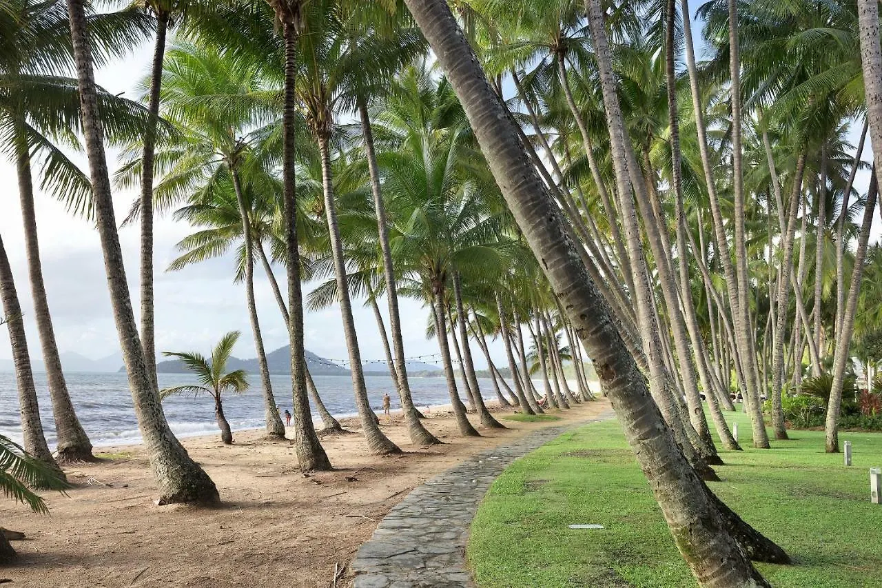 Temple 304 Modern Spacious Palm Cove Resort